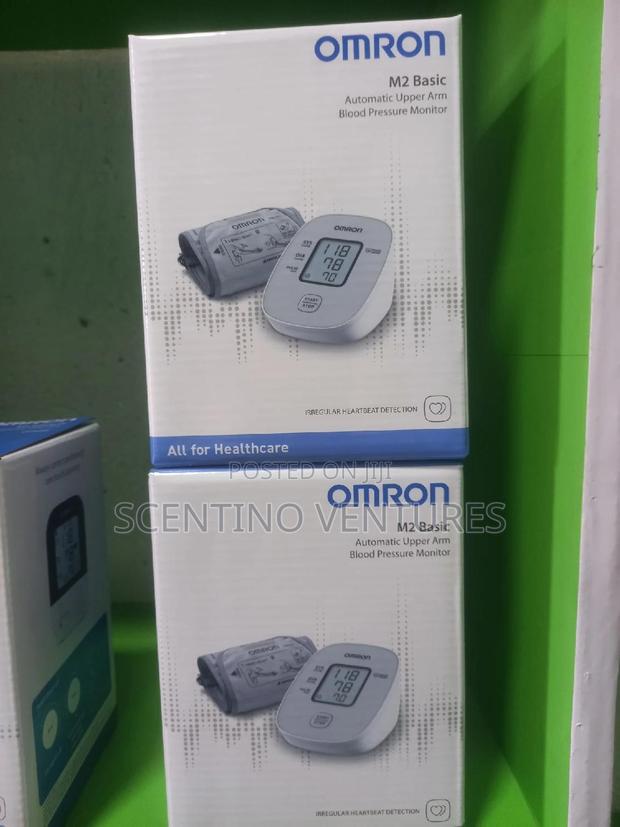 Omron M2 Blood Pressure Monitor · Photo 5