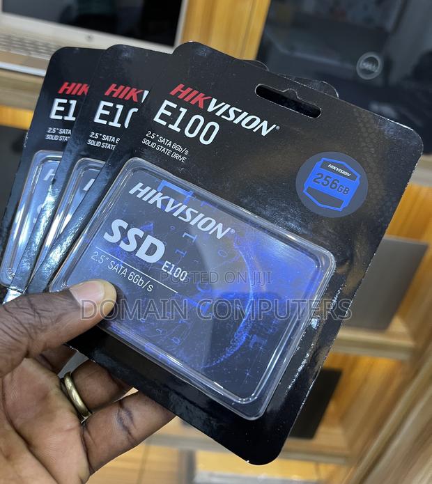 256gb Sata SSD Storage · Photo 2