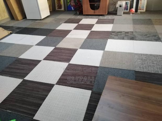 Woolen Tiles Carpet · Photo 1