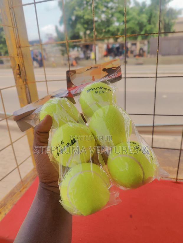 Cushion Balls / Lawn Tennis Balls · Photo 2