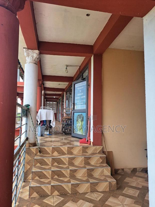 Office Complex · Photo 5