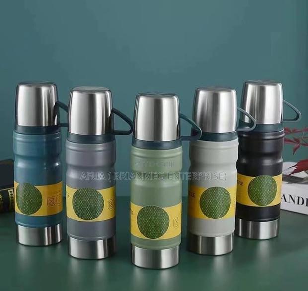 Thermal Flask · Photo 2