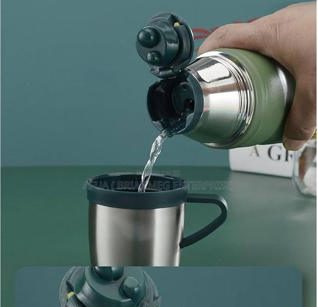 Thermal Flask · Photo 4