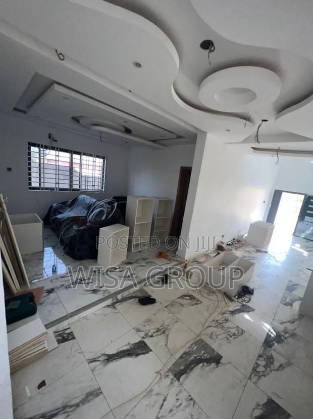 4bdrm Duplex in Wisa Groups, Accra Metropolitan for sale · Photo 5