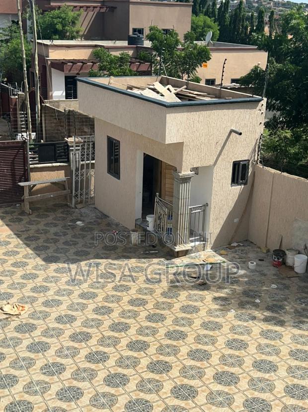 4bdrm Duplex in Wisa Groups, Accra Metropolitan for sale · Photo 3