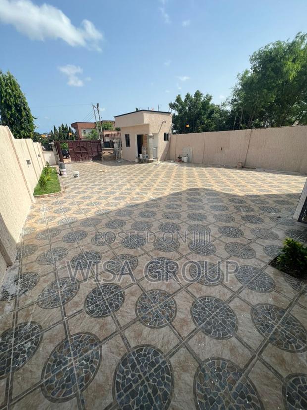 4bdrm Duplex in Wisa Groups, Accra Metropolitan for sale · Photo 4