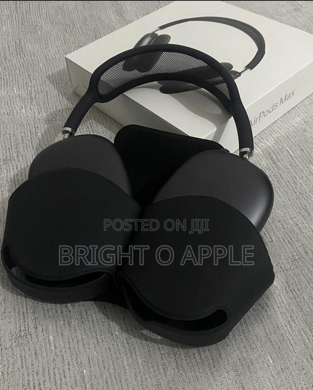 Airpods Max Premium Available · Photo 2