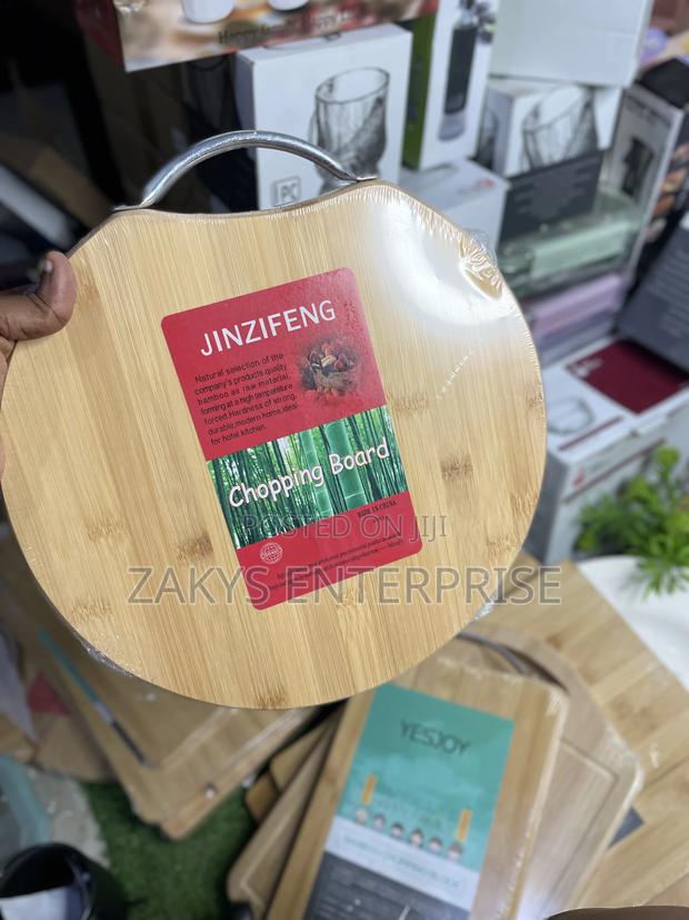 Chopping Board With Handle · Photo 2