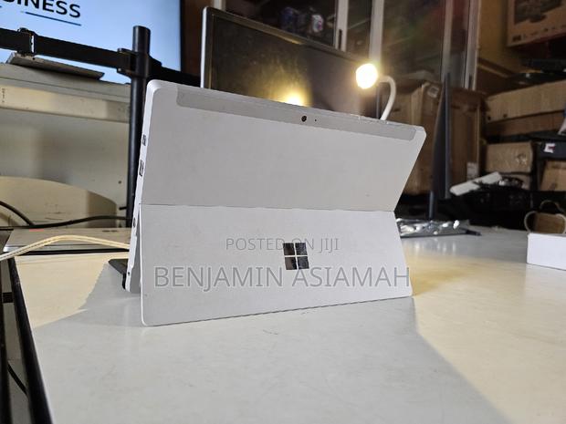Laptop Microsoft Surface 3 4GB Intel Core i5 SSD 128GB · Photo 4