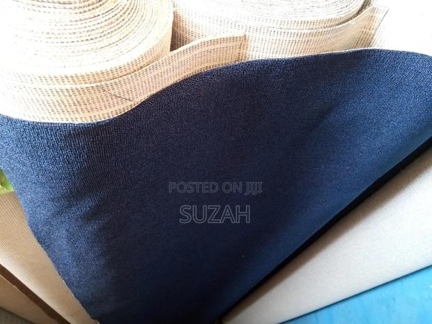 Woolen Carpet · Photo 1