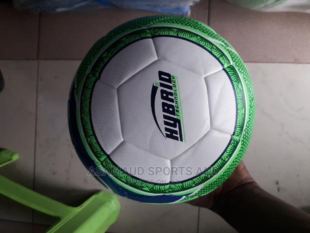 Original Football At Cool Price · Photo 4