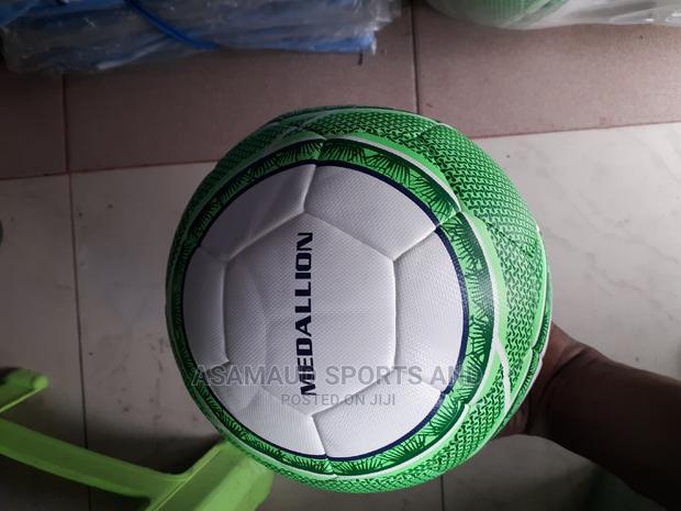 Original Football At Cool Price · Photo 5