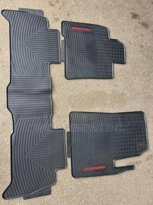 Land Cruiser 300 Floor Mat