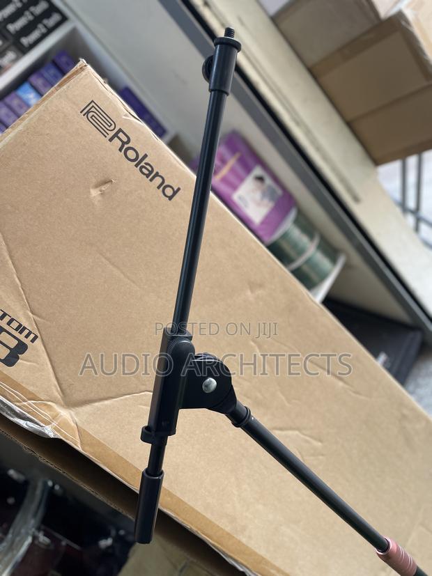 Quality Microphone Stand · Photo 1