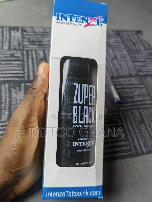 ZUPER BLACK Tattoo Ink · Photo 4