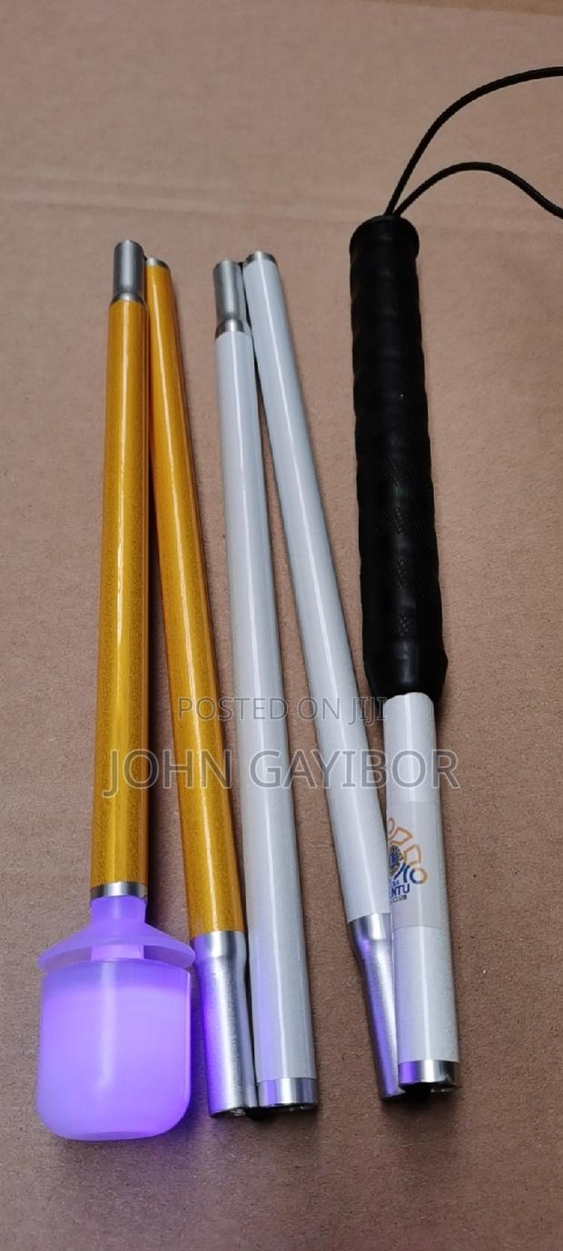 White Cane With Ball Roller and Light Source for the Blind · Photo 1