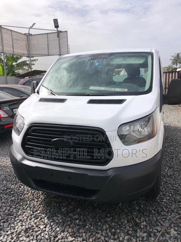Ford Transit 2015 White · Photo 1