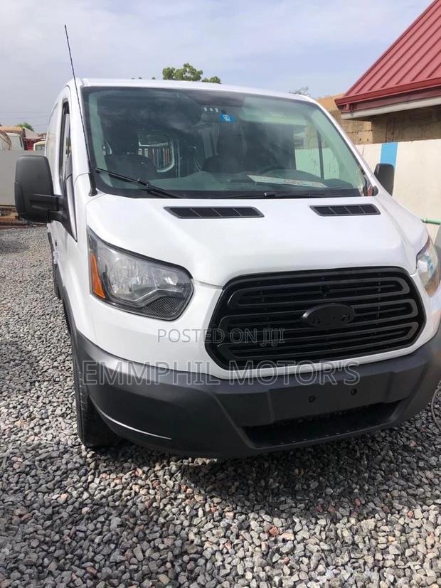 Ford Transit 2015 White · Photo 2