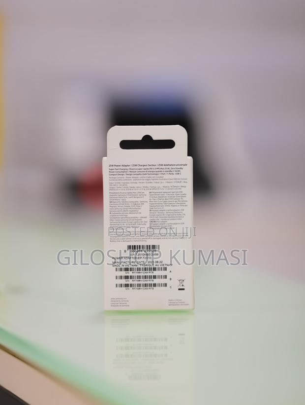 Samsung 25w Pd Adapter Usb-C · Photo 2