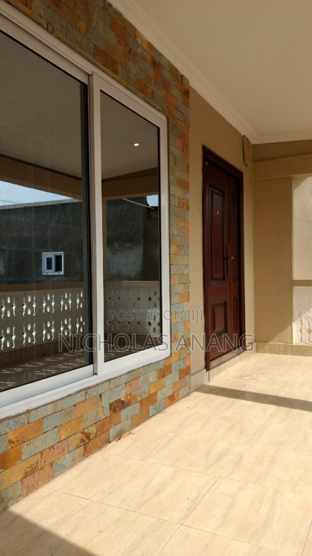 3bdrm Apartment in Dorns Properties, New Town for rent · Photo 1