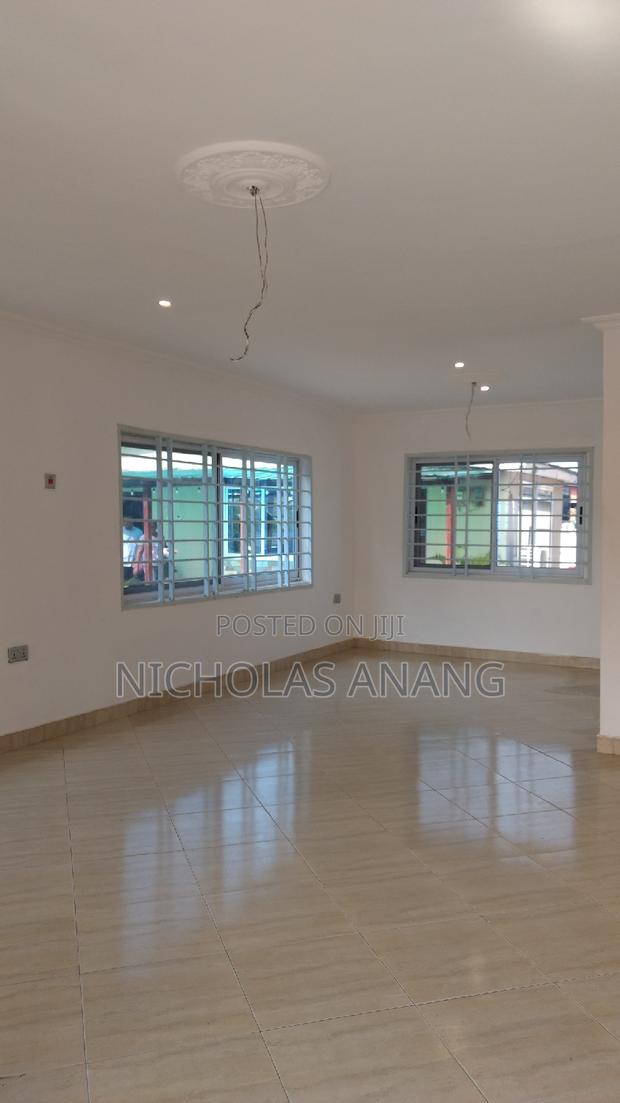 3bdrm Apartment in Dorns Properties, New Town for rent · Photo 7