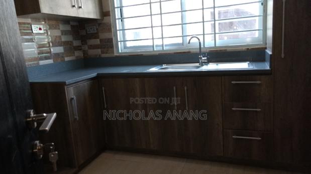 3bdrm Apartment in Dorns Properties, New Town for rent · Photo 8