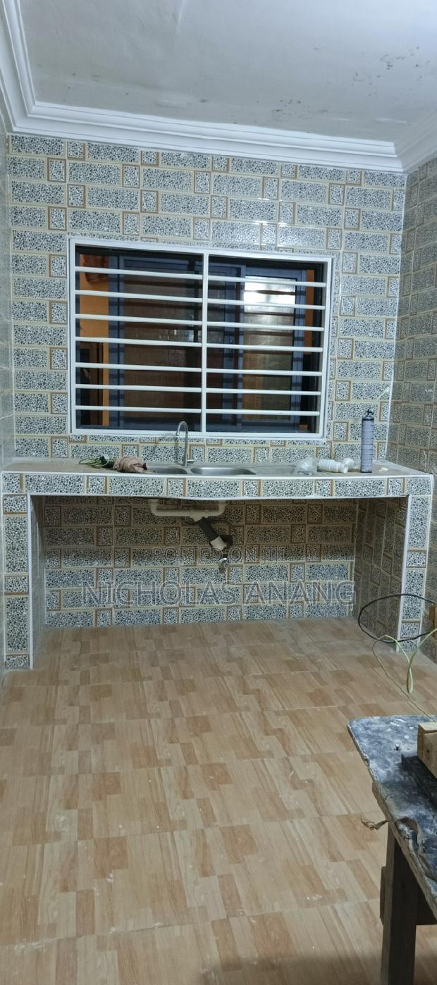 2bdrm Apartment in Dorns Properties, New Town for rent · Photo 5
