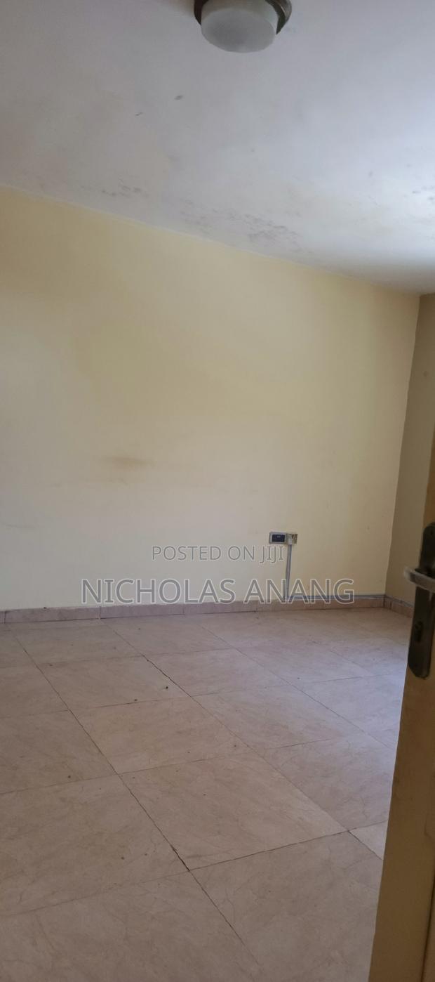 1bdrm Apartment in Dorns Properties, New Town for rent · Photo 6