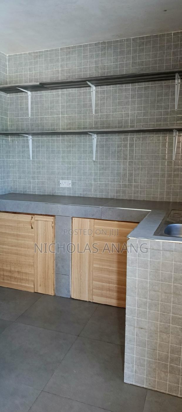1bdrm Apartment in Dorns Properties, New Town for rent · Photo 7