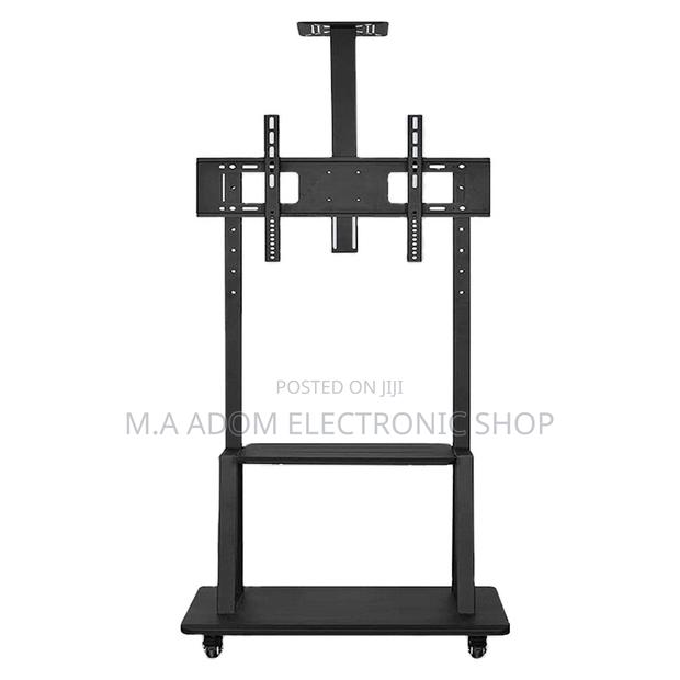 Heavy Duty Trolley With Wheels Suitable for TVS Between 75” · Photo 1