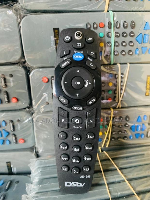 DSTV Remote · Photo 2