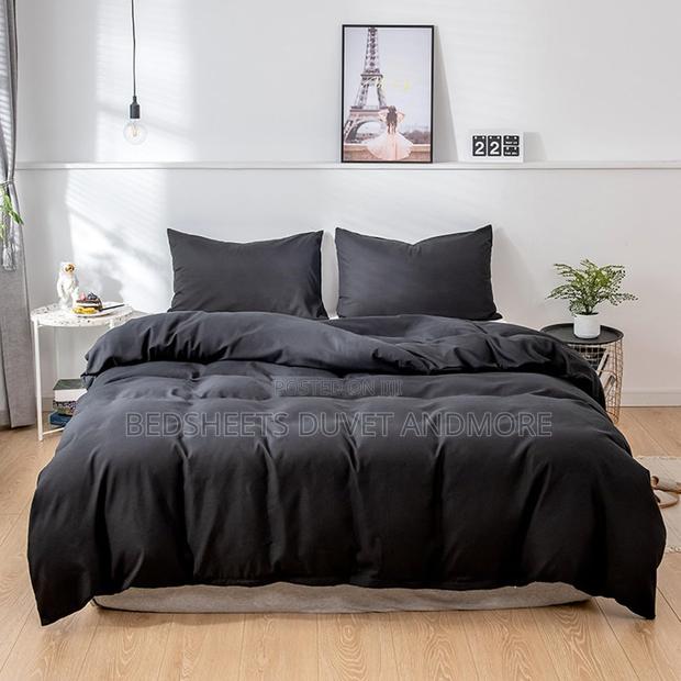 Luxurious 7pcs Black Duvet · Photo 1