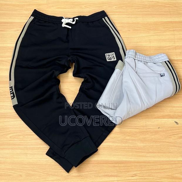 High Quality Unisex Joggers · Photo 2
