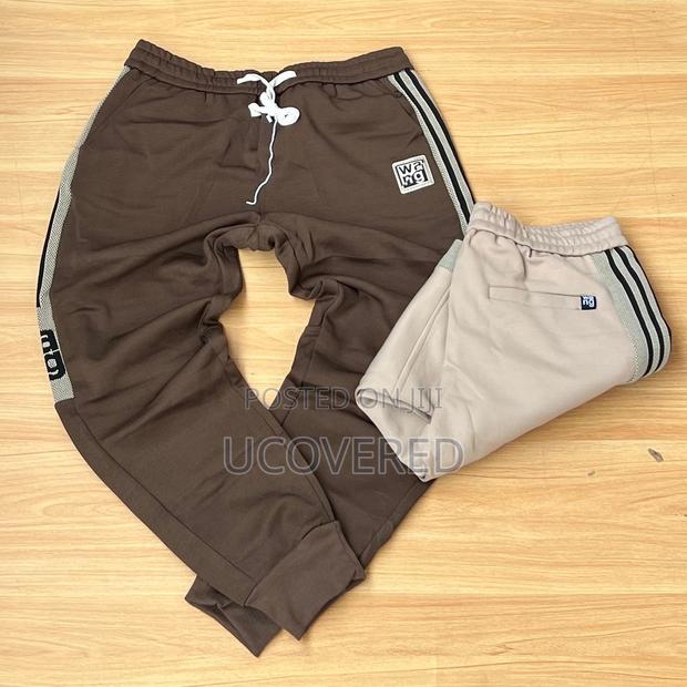 High Quality Unisex Joggers · Photo 6