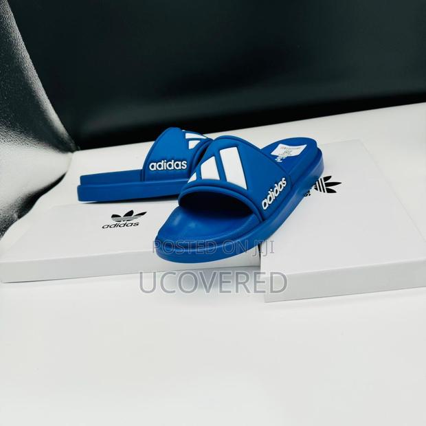 Adidas Unisex Quality Slides/Slippers · Photo 3