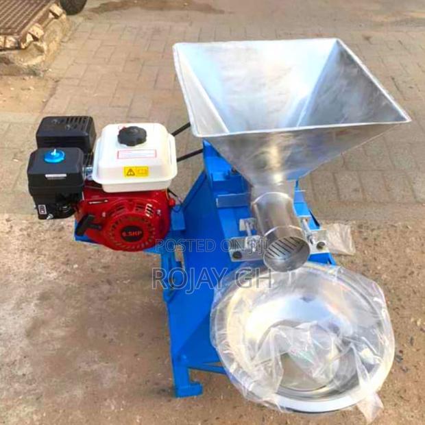 Brand New Fufu Pounding Machine With Engine · Photo 1