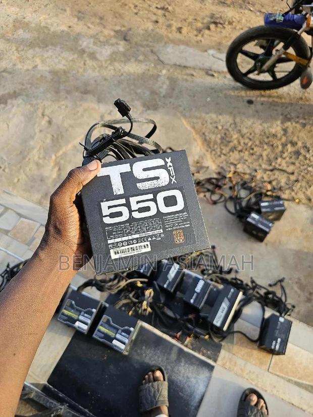Power Supply · Photo 3