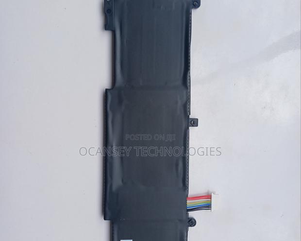 Original Hp Rh03xl Battery for 450 630 640 650 G8 Series · Photo 3