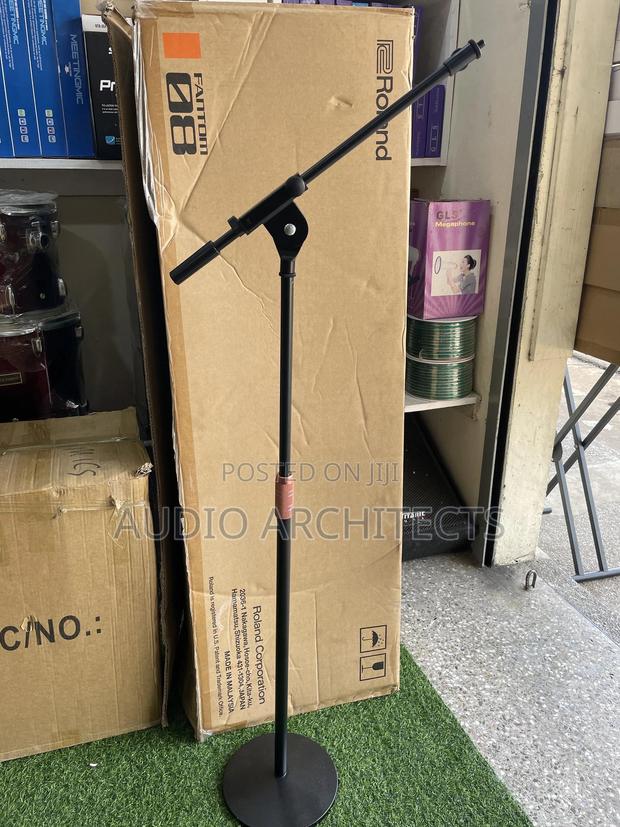 Quality Microphone Stand · Photo 3