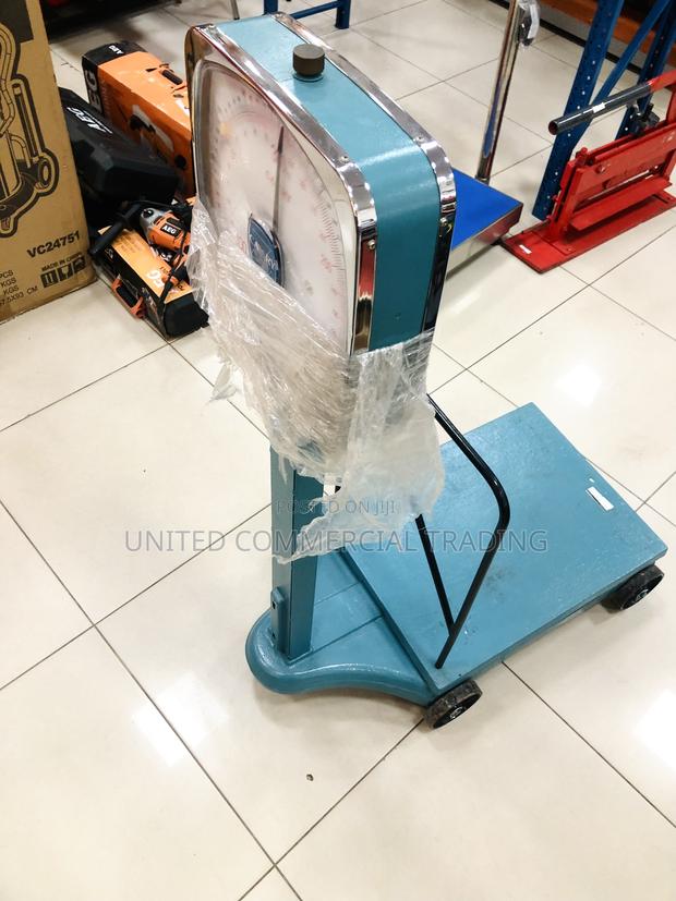 Scale (300kg Camry) · Photo 4