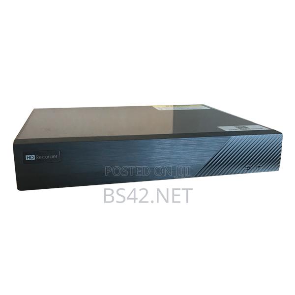 Hybrid 8channels DVR · Photo 1