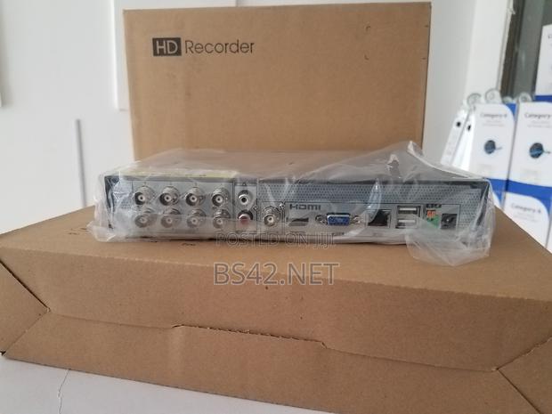 Hybrid 8channels DVR · Photo 2