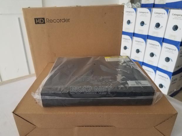 Hybrid 8channels DVR · Photo 3