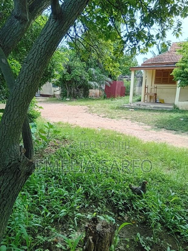 Plots of Land at Osu for Long Lease · Photo 2