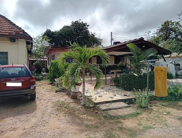 Plots of Land at Osu for Long Lease · Photo 5