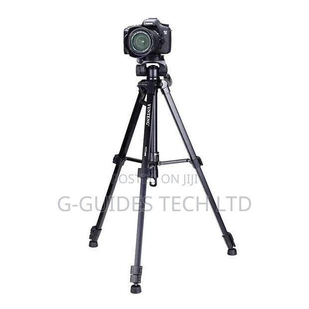 VCT-668 Professional Tripod STAND for Phone and DSLR Camera · Photo 6