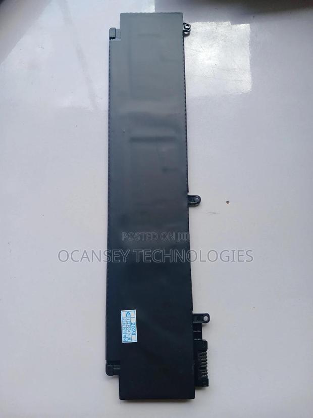 Original Lenovo 00hw022 Laptop Battery for T460s T470s · Photo 3