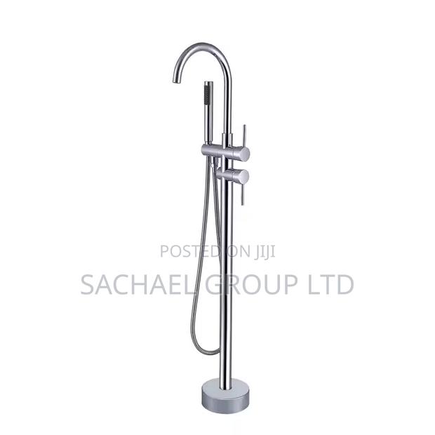 Bathtub Shower Stands · Photo 2