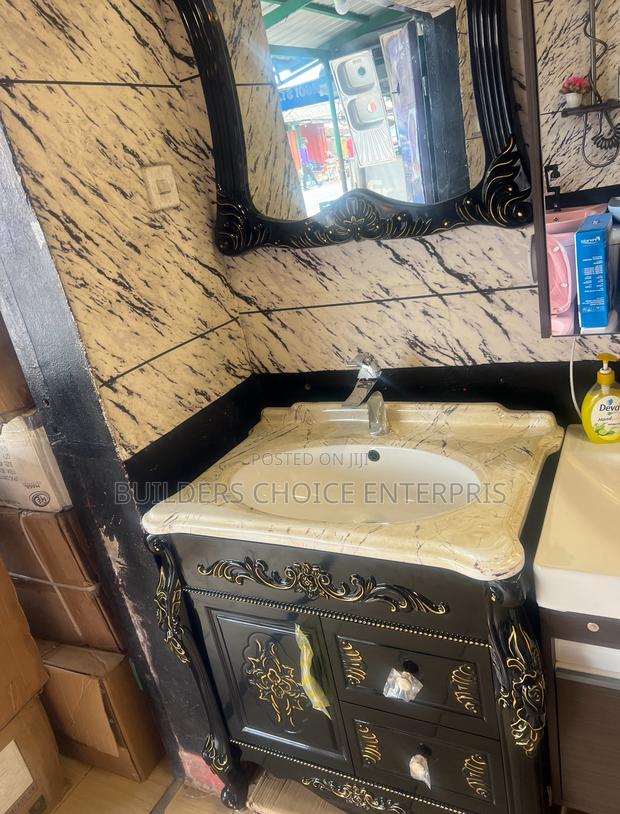 Turkish Cabinet Basin With Mirror · Photo 3