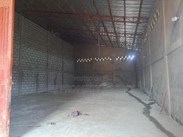 400 SQM Roadside Warehouse · Photo 2